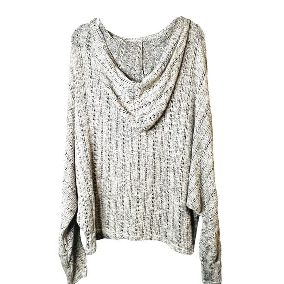 Cleo Apparel Womens Beige v-Neck Pullover Hoodie Front Pocket Stretch XL - Picture 2 of 3